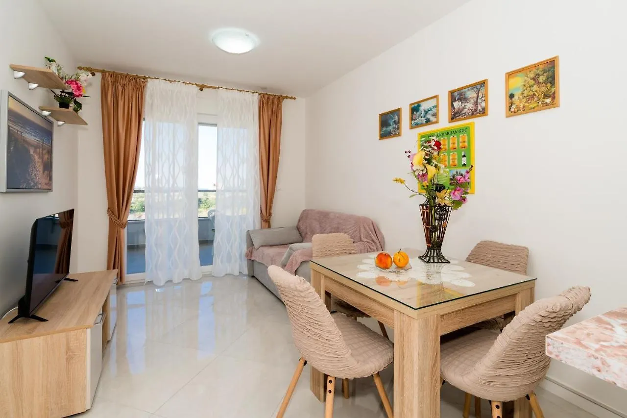 Modern Apartments Sirobuja Split 0*,  Croatia